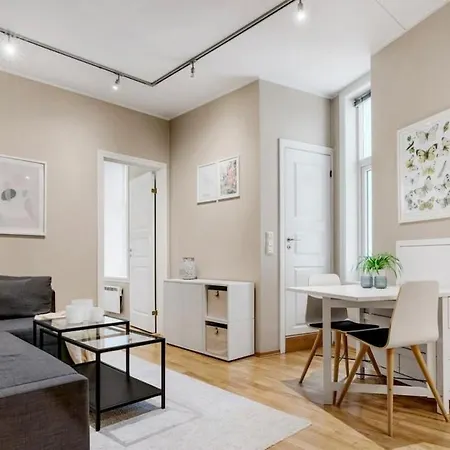 And Cozy In Center Apartman *